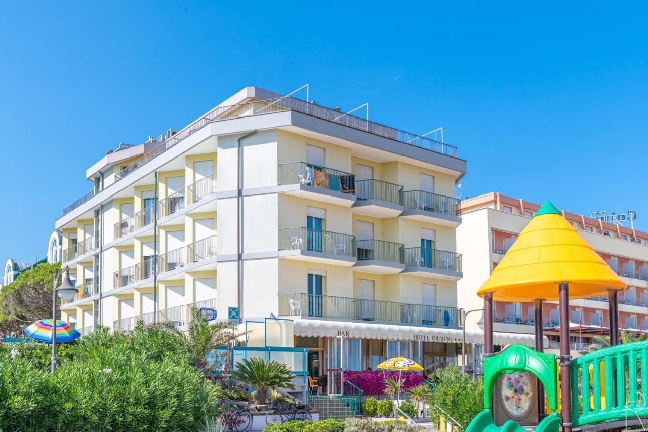 Hotel Touring Каорле Экстерьер фото