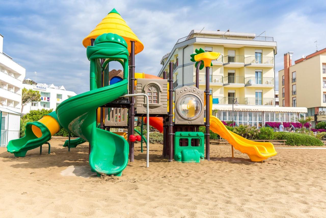 Hotel Touring Каорле Экстерьер фото